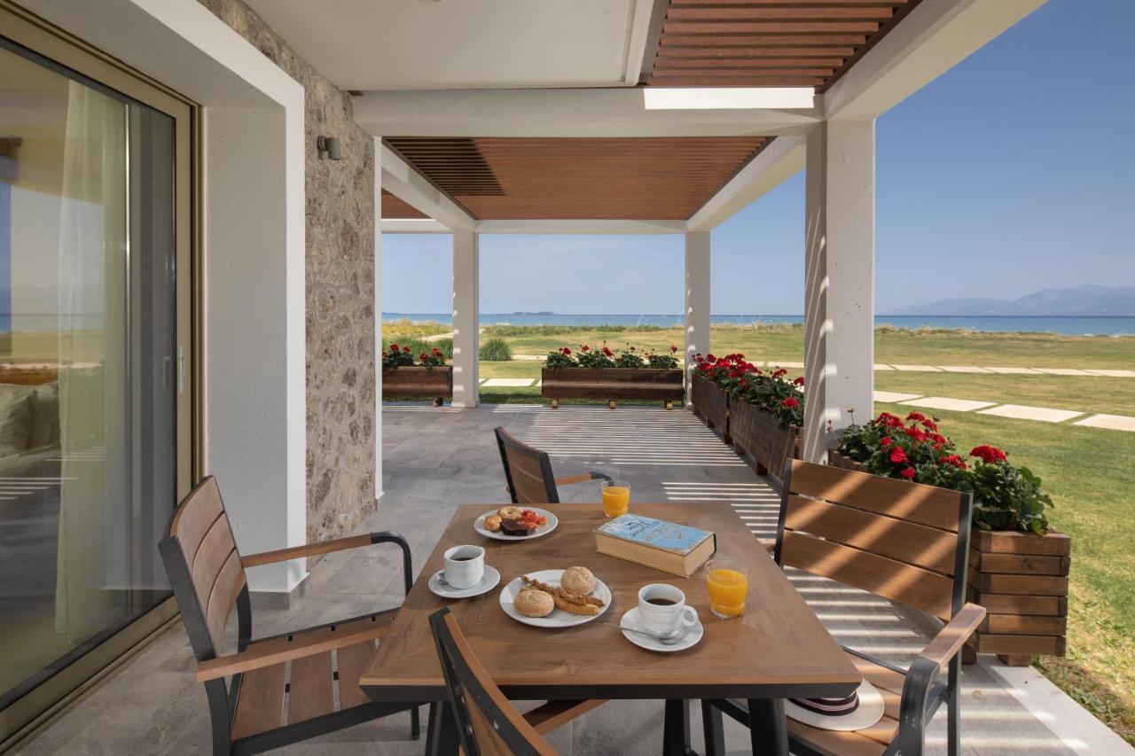 Thalassa Suites Plage d'Almiros Chambre photo