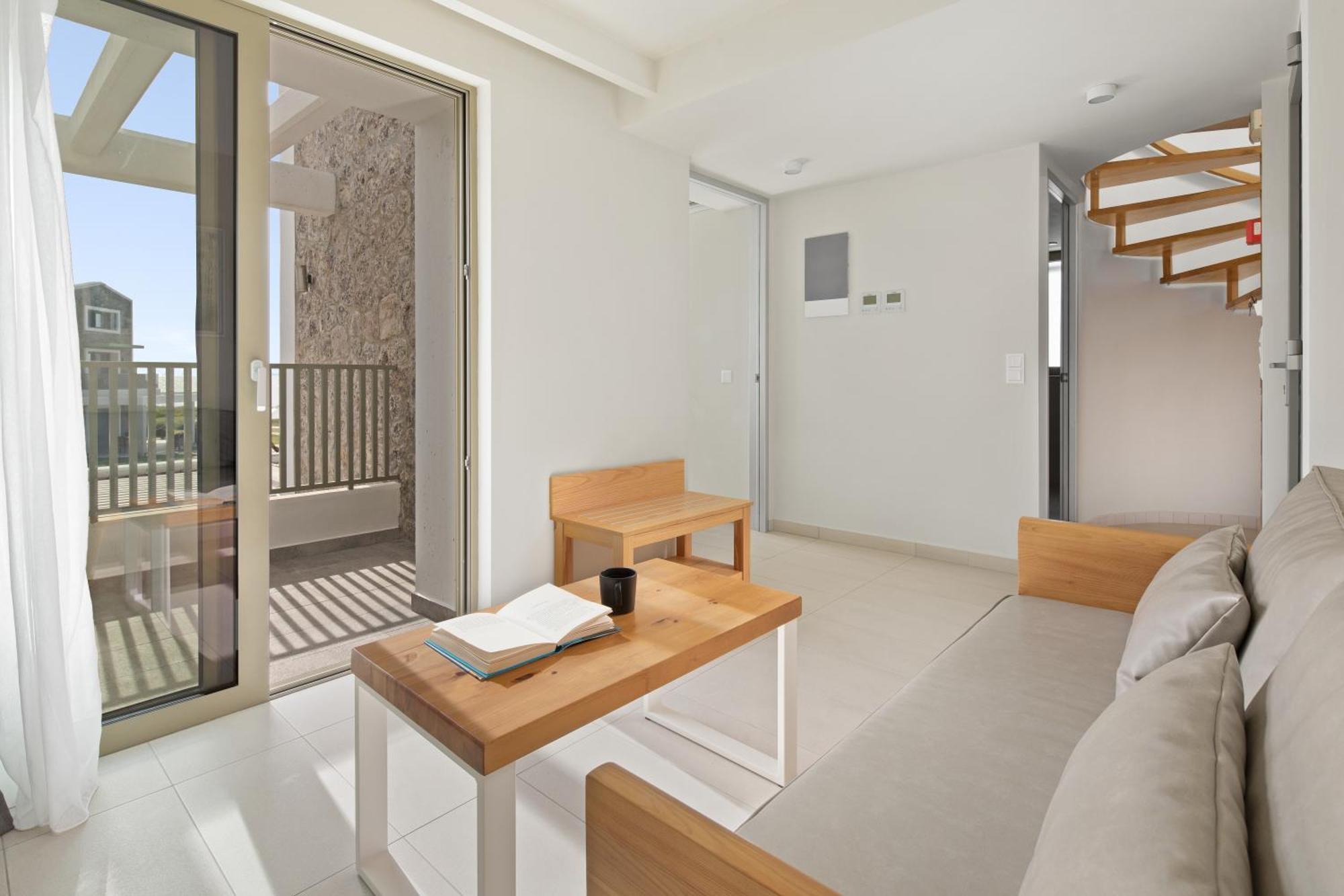 Thalassa Suites Plage d'Almiros Chambre photo
