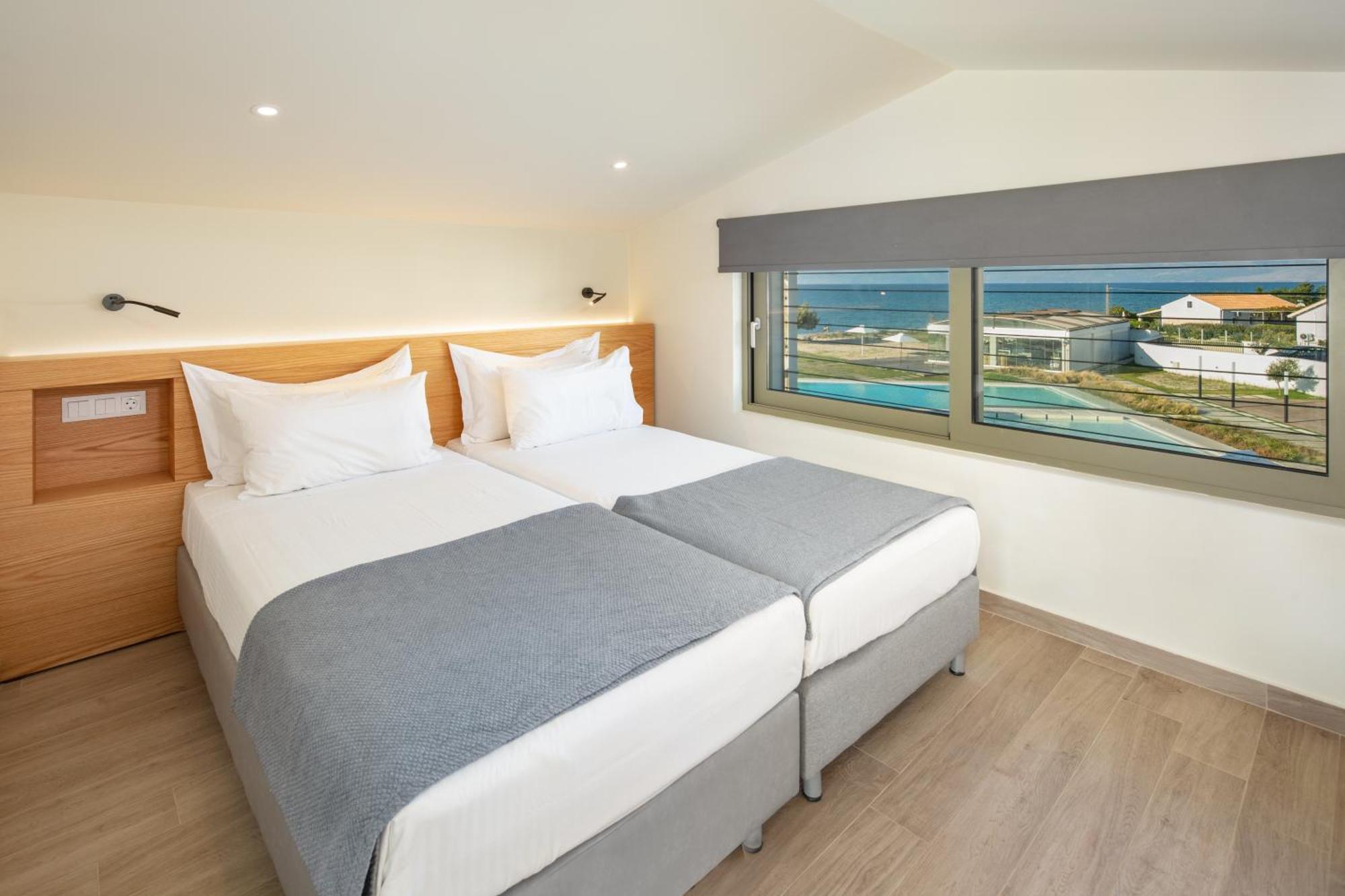 Thalassa Suites Plage d'Almiros Chambre photo